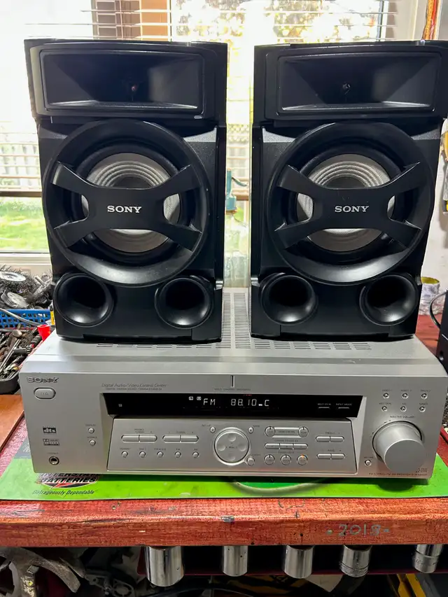 Sony STR-K840P home theater audio stereo receiver with speakers in Stereo Systems & Home Theatre in Mississauga / Peel Region - Image 2