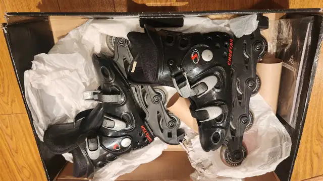 Roller Skates in Skates & Blades in Markham / York Region - Image 2