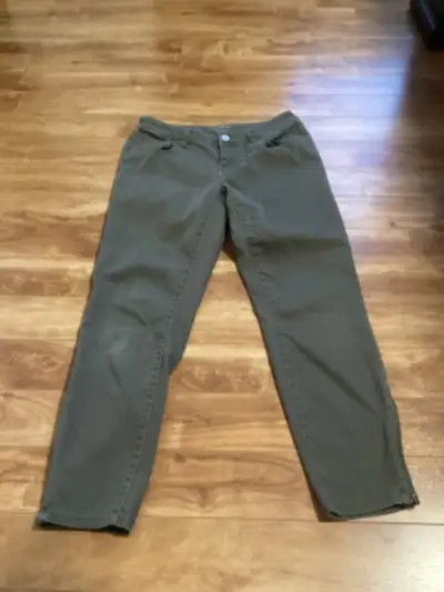 Ladies Denver Hayes Pants - Size 4 x 27”, View more