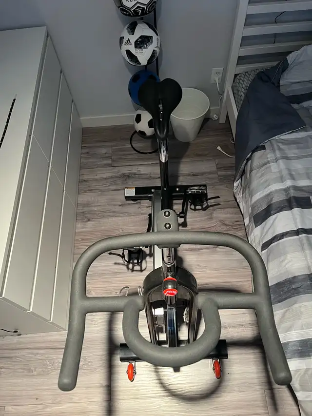 Sunny Spin Bike in Exercise Equipment in Gatineau - Image 7