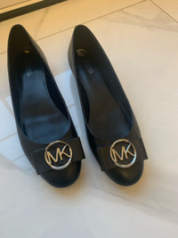 Michael Kors Size 9 Women’s Shoe