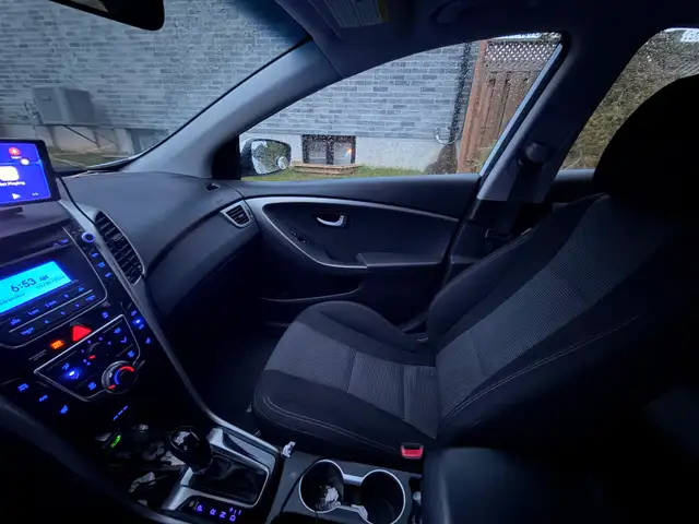 2017 Hyundai Elantra GT569252791725608966