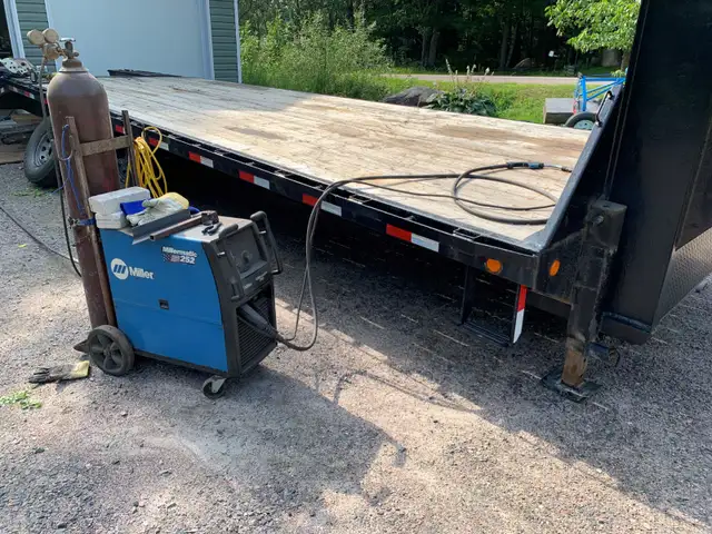 custom metal fabrication and welding services in Welding in Muskoka - Image 6