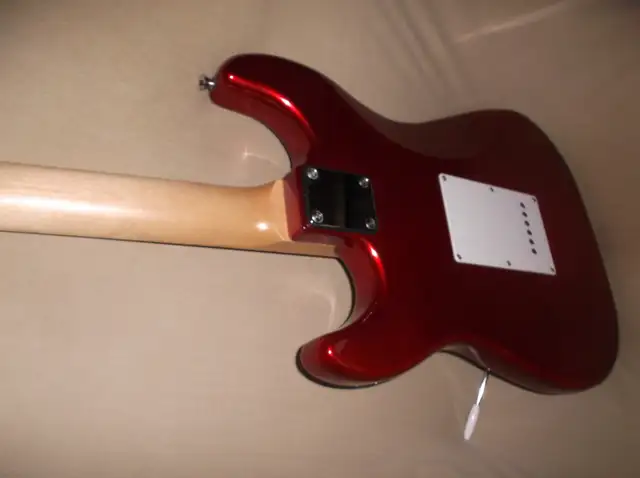 Guitare électrique J turser in Guitars in Sherbrooke - Image 4