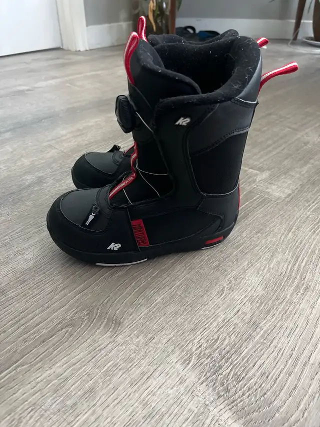 K2 Mini Turbo Snowboard Boots Kids in Snowboard in Calgary - Image 5