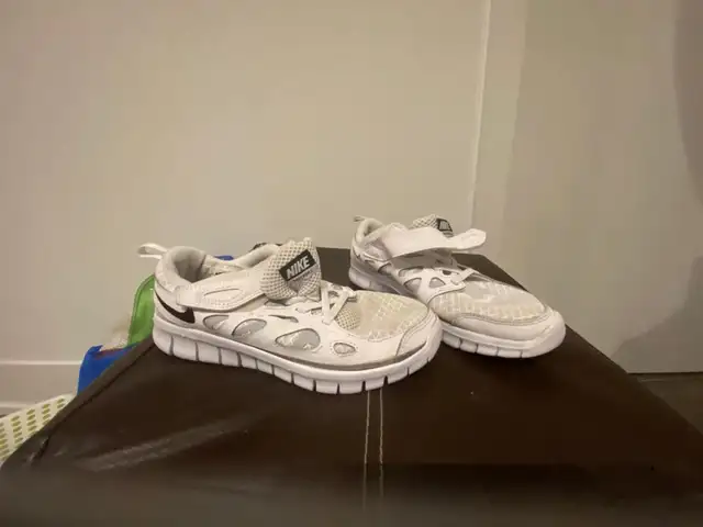 Used Nike size 2Y kids. $1563848996946307120