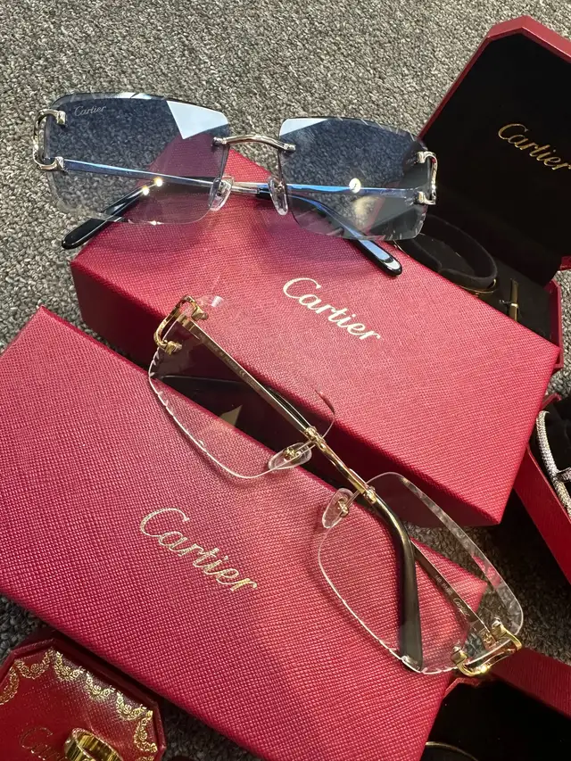 Cartier Pieces for Sale in Bags & Luggage in Mississauga / Peel Region - Image 6