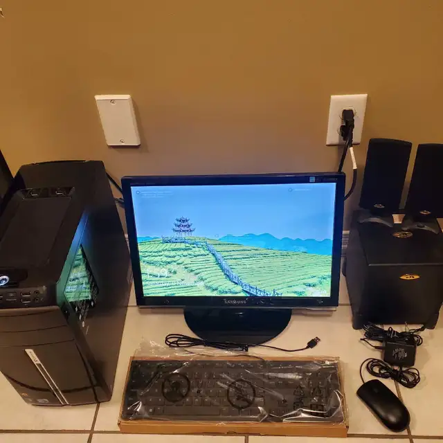 Gateway Desktop PC in Desktop Computers in Markham / York Region - Image 7