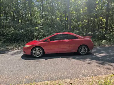 À qui la chance Civic Si (8th gen) **AUCUN ÉCHANGE** - Transmission: manuelle - Kilométrage: 282.000...