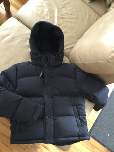 Manteau Super Puff shorty (Aritzia) xs, View more