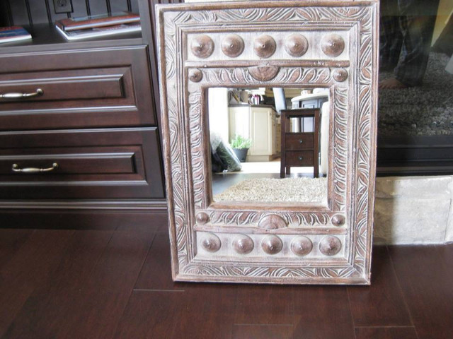 18.5"x25.5" Chunky Washed Silver Mirror -Aztec Mayan Roman Look in Home Décor & Accents in Kitchener / Waterloo