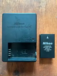 Ninon - batterie et chargeur pour appareil photo