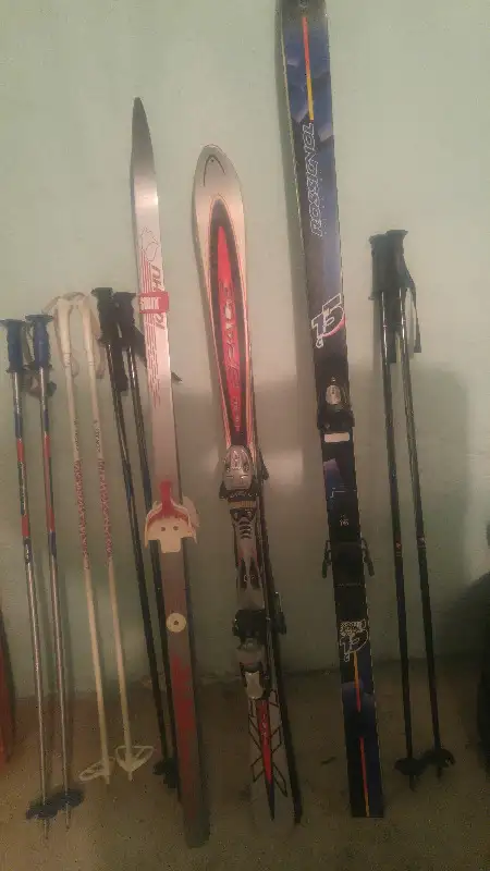 Ski alpin Head gris et rouge in Ski in Laurentides - Image 2