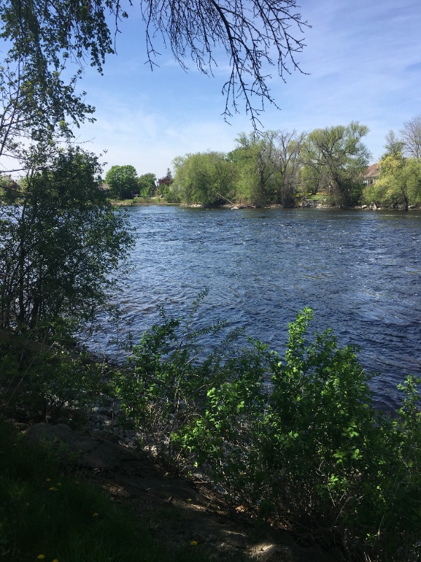 House for rent in the city on the water !! Prime Location!! !!!! Long