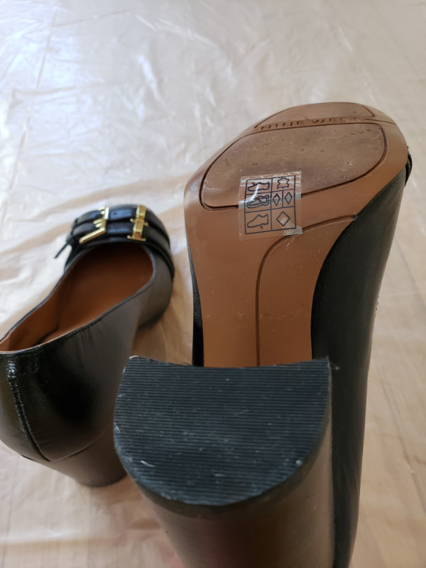 Nine West Block Heel Pumps in Black in Women's - Shoes in Markham / York Region - Image 3