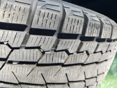 Yokohama ice Guard GO75 - 225/60 R17 tires, set of four, on steel wheels. Fit Kia Sportage LX (2019)...
