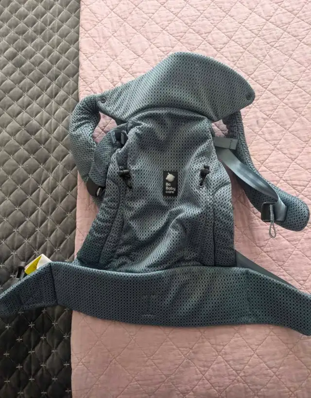 Baby carrier in Strollers, Carriers & Car Seats in Sudbury - Image 2