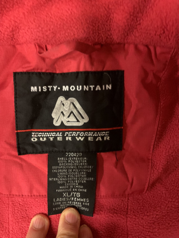 Woman's Winter Coat Misty Mountain Size XL: - $30 in Women's - Tops & Outerwear in Ottawa - Image 4