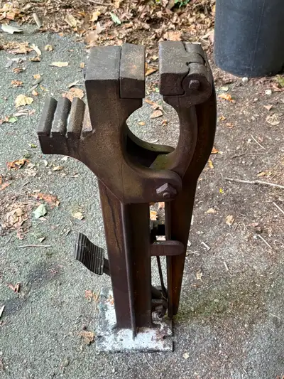 Vintage A B Jardine Farrier number 2 foot vise circa 1870, View more