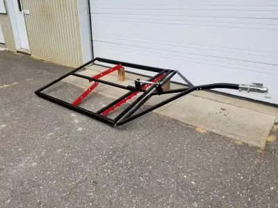 ACHETEZ DIRECTEMENT DU FABRICANT !! **NIVELEUSE LM ** Notre niveleuse LM fabriqué au Québec par Les...