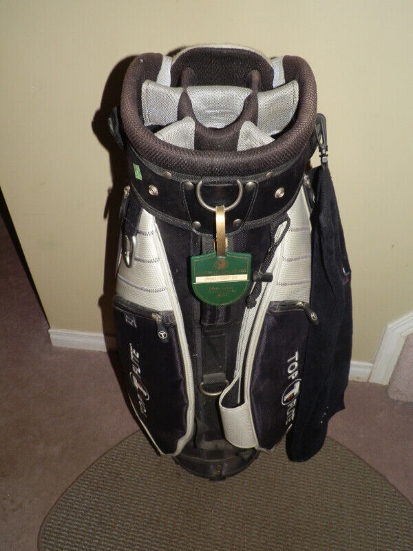 golf bags including travel unit in Hobbies & Crafts in Ottawa - Image 2