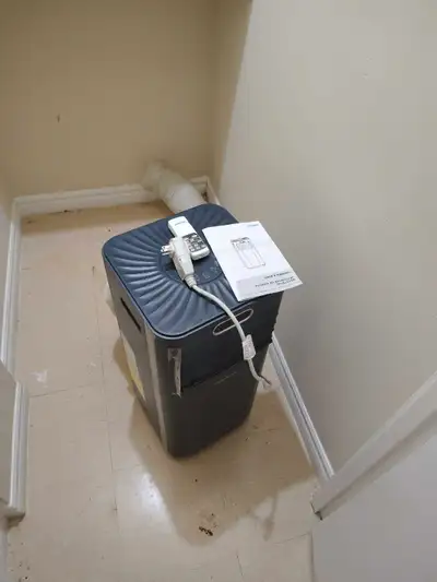Keep cool this summer with the Costway Portable Air Conditioner, model FP10119US-DB, boasting 8000 B...