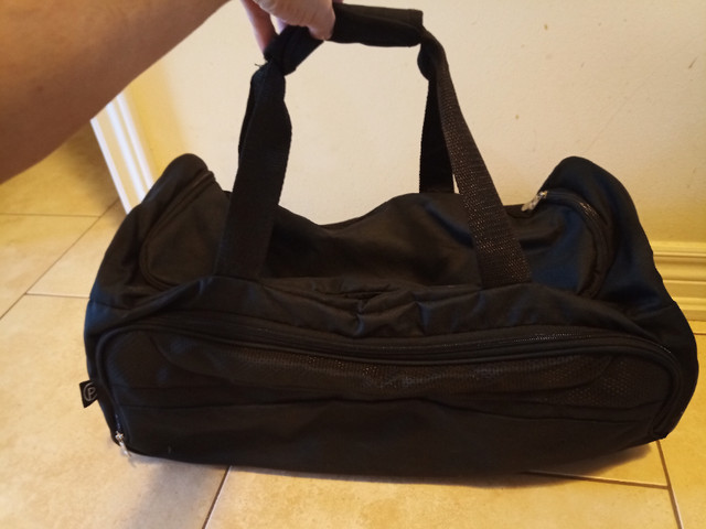 American Tourister Backpack and a Black Gym bag. $5 each in Other in Mississauga / Peel Region - Image 4