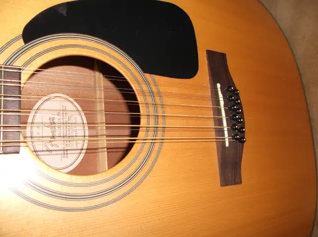 Fender guitare acoustique 12 cordes in Guitars in Sherbrooke - Image 4