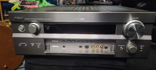 Yamaha RX-V1500 home theater receiver in Stereo Systems & Home Theatre in Oakville / Halton Region - Image 4