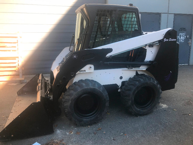 Bobcat loader in Heavy Equipment in Abbotsford