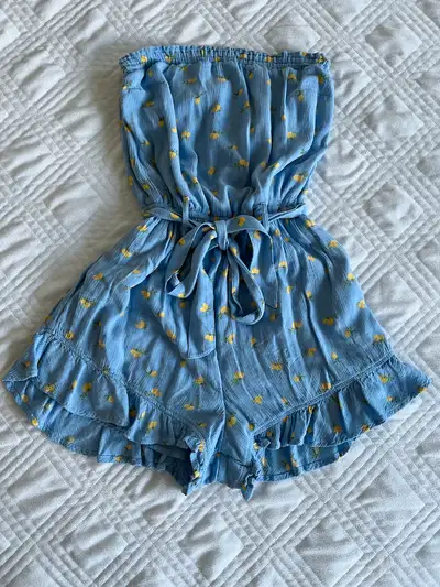 *LIKE NEW* HOLLISTER BLUE LEMON ROMPER (SMALL/LONG) STRAPLESS, View more