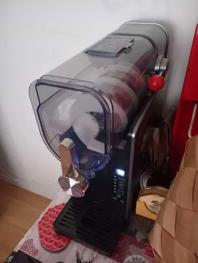 Vevor Slushie Machine , View more