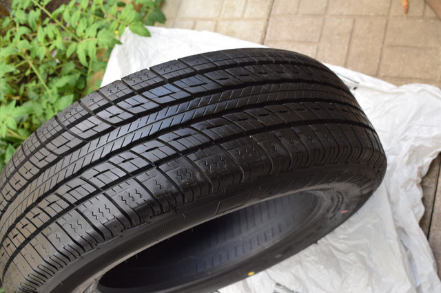 4like new195/65r15Uniroyal Tiger Paw Touring All Season Tires in Tires & Rims in City of Toronto - Image 4