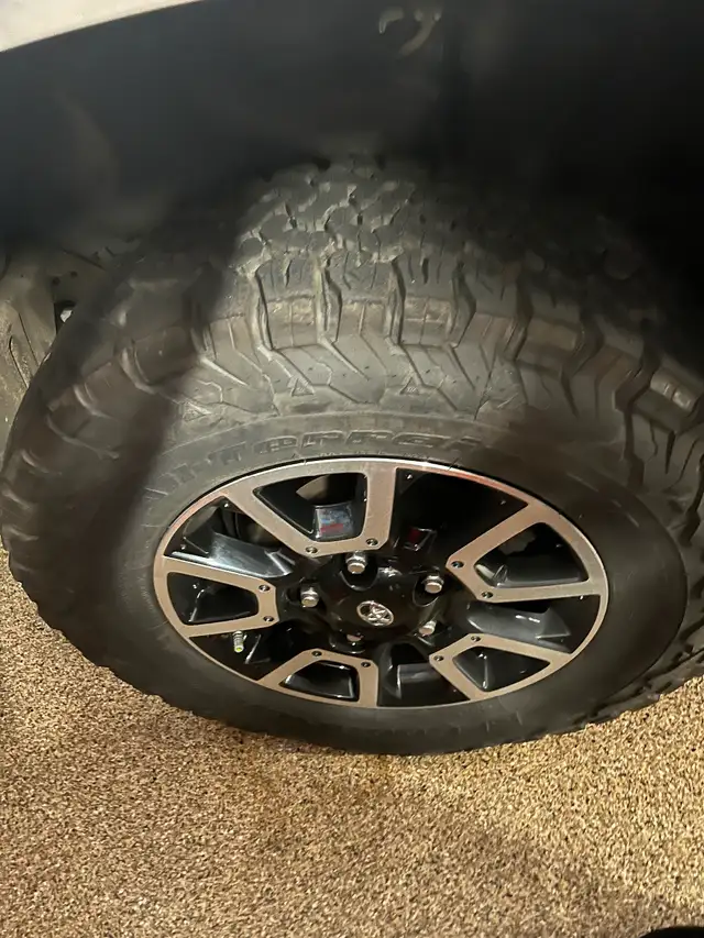 Toyota Tundra OEM TRD Alloys With 275/70/18 BF Goodrich KO2’s in Tires & Rims in Annapolis Valley - Image 4