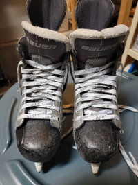 Bauer Junior X3.0 Size 4.5 Ice Hockey Skates