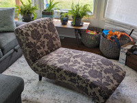 Brown chaise lounger 