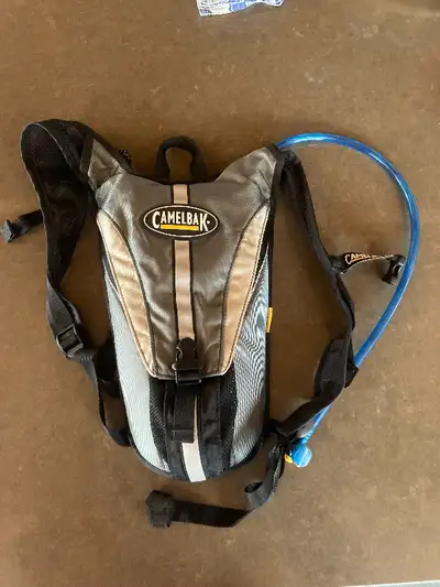 CAMELBAK Siren 1.5L Hydration Backpack $79 NEW, View more