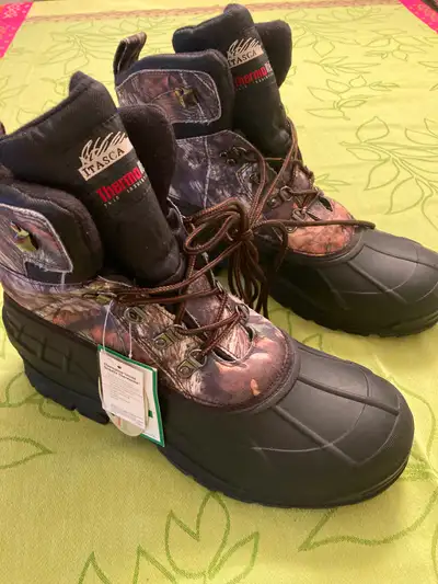 Men's Itasca Winter Boots, View more