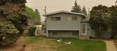 Single Family House for Rent(3 Bedrooms 2 washrooms)