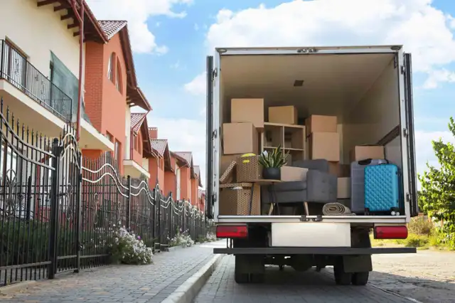 $199 Flat – 2 Hours, Truck & Movers | Toronto’s Fastest Booking63008304392833123