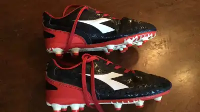 Soccer Cleats Size 3, View more