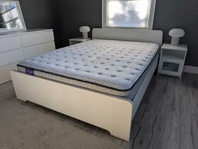 5pc bedroom set from IKEA in very clean condition. Modern low profile design. Original owner of all...