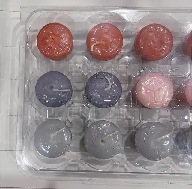 YANKEE CANDLE VOTIVE TEA LIGHT CANDLES X12 - BRAND NEW, SEALED in Home Décor & Accents in City of Toronto - Image 4