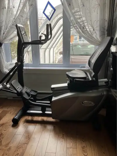 Velo Elliptique Professionnel – PhysioStep LTD LXT-500, View more