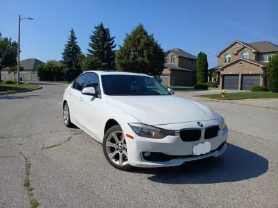 BMW 328i Xdrive (2013) 170k kilometres 2.0 Turbo engine (4 cylinder) AWD Leather interior Sunroof He...