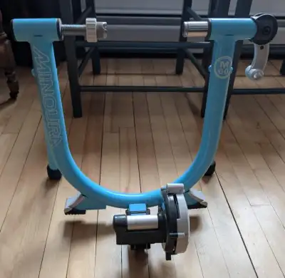 Support pour vélo pour entraînement intérieur, View more