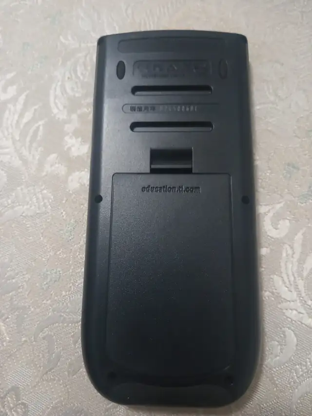 Texas Instruments TI-84 plus in General Electronics in Saskatoon - Image 4