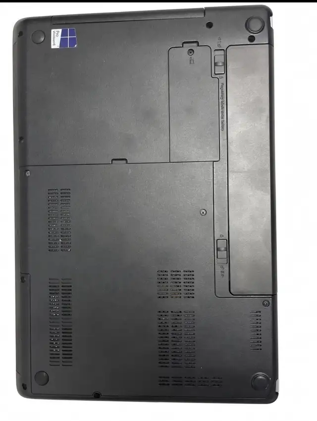 3/10:Lenovo ThinkPad E430 i5-3210M 8GB 500GB Win 10 new battery in Laptops in Windsor Region - Image 6