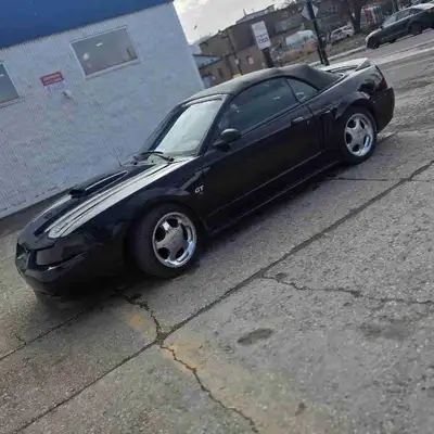 Ford mustang gt 2000 Moteur 4.6 Manuel Intérieur en cuir pas de dechirure Nouveau tie rod end Nouvea...