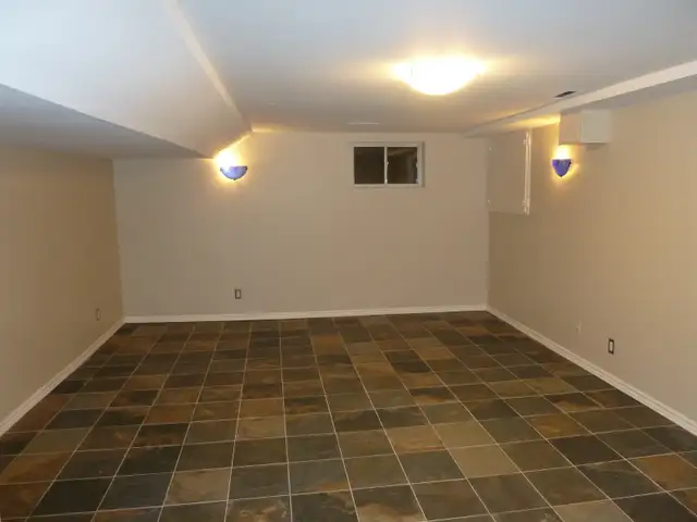 4 Bedroom+ 1 Office House Facing Exhibition Park!! in Long Term Rentals in Guelph - Image 17